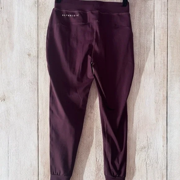 Purple Alphalete leggings with pockets - Small (B1) - Picture 4 of 6